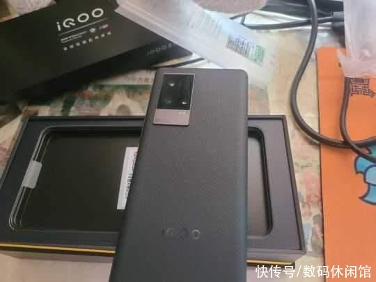 e5|iQOO 8 Pro 的实际体验怎么样?值得入手吗?