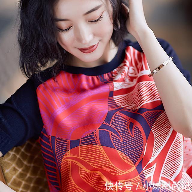 t恤|女人无论多大别穿的太老,这9款上衣大方优雅又时髦