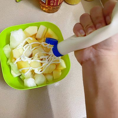 丘比香甜酱水果沙拉