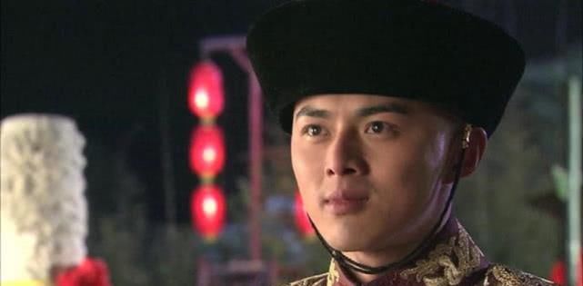 仅次于|此皇子出身仅次于胤礽，又坚决反对雍正，为何受打压反而最轻