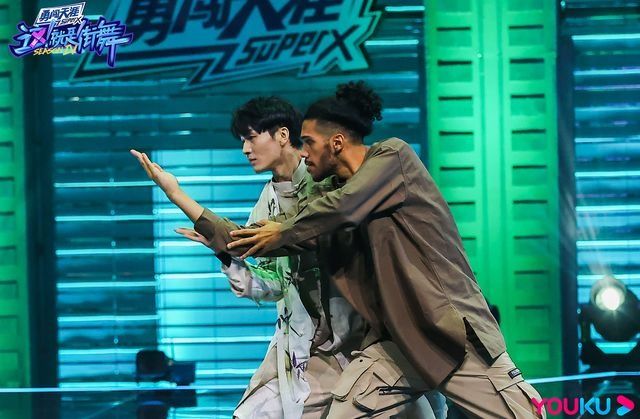 《街舞4》總決賽結束，選手紛紛感謝自己的隊長，而ibuki卻感謝他