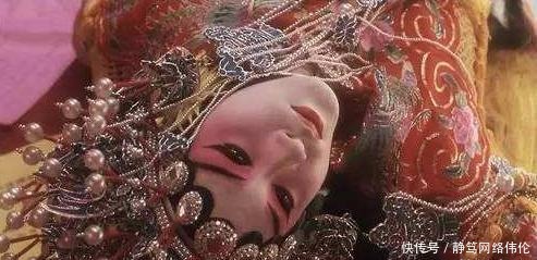 李叔同抛下两位美娇娘出家,妻子为此跪了几天几夜,他仍不理睬