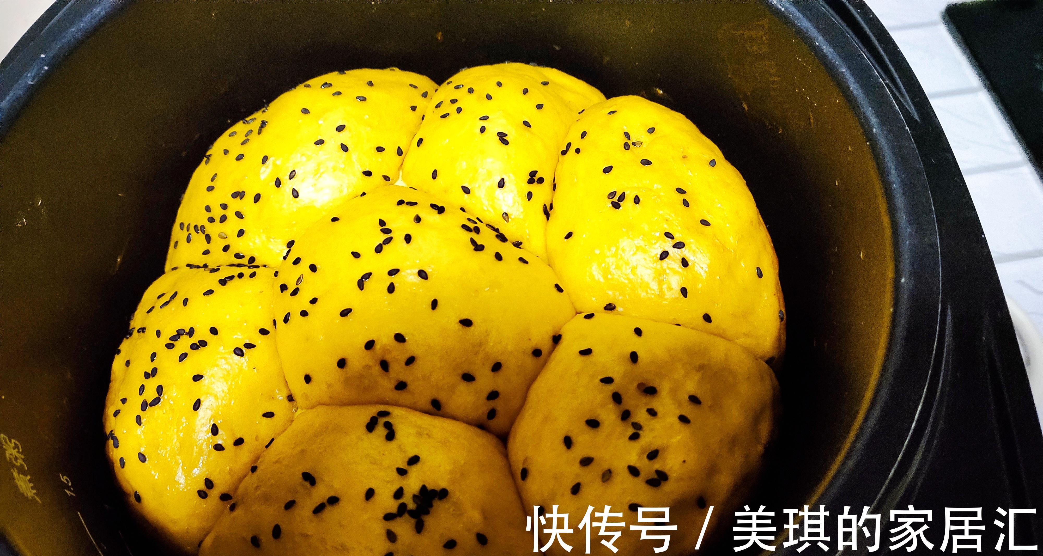 红豆|秋天多吃南瓜，加上红豆简单一揉，放到电饭锅里蒸，简单又营养