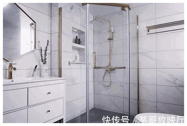 置物架|小户型卫生间装了这“东西”,真是省钱又省地,穷装也很实用高级