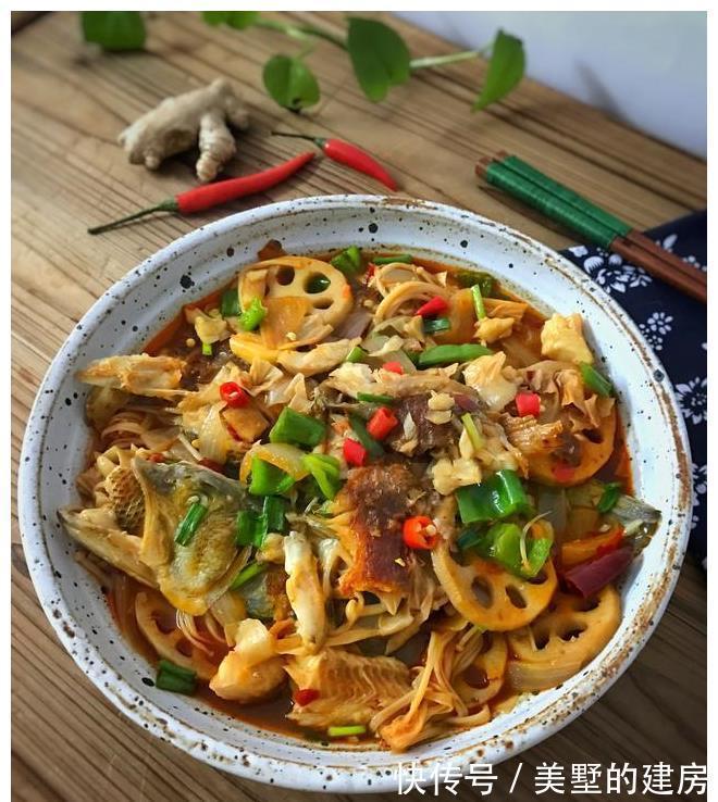 锡纸|不用烤箱也能做烤鱼，香辣鲜美，外酥里嫩，越吃越香，太简单了！