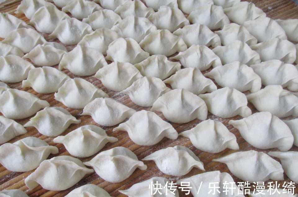 馅料|入秋后包饺子,萝卜白菜靠边站,这个菜鲜美好吃棒极了,别错过