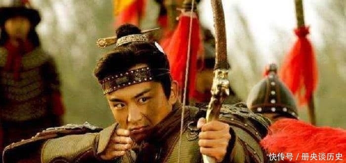 水浒传中,梁山和梁山外排名前十的高手,分别都有谁?