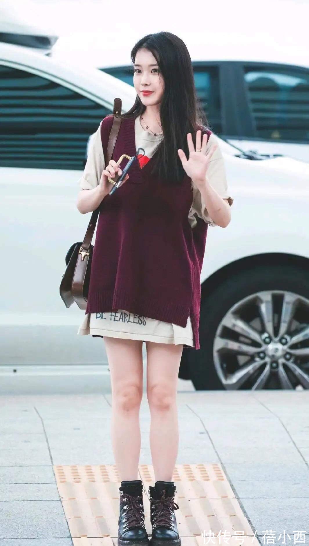 小白|夏日T恤“1+1”叠穿法,瞬间get博主风范,助你迅速提升穿衣品味