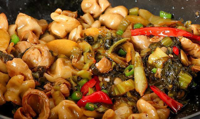 解馋|猪大肠炒不脆?只需简单1步,做出来的大肠脆爽不韧,真解馋!