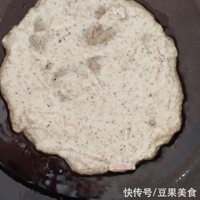紫甘蓝丝|今晚花10分钟做好豆渣鸡蛋蔬菜饼，明天便当就吃它