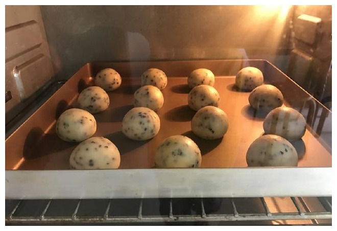 快手早餐面包,不用发酵,不用出膜,Q弹酥脆,出炉孩子就吃3个