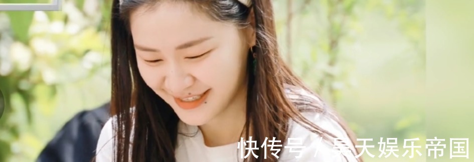 艺兴|张艺兴害怕工作影响恋爱,黄磊反驳太现实,劝艺兴别把自己当回事