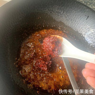 花生米|舌尖上的中国，家常自制烤鱼能占一席之地