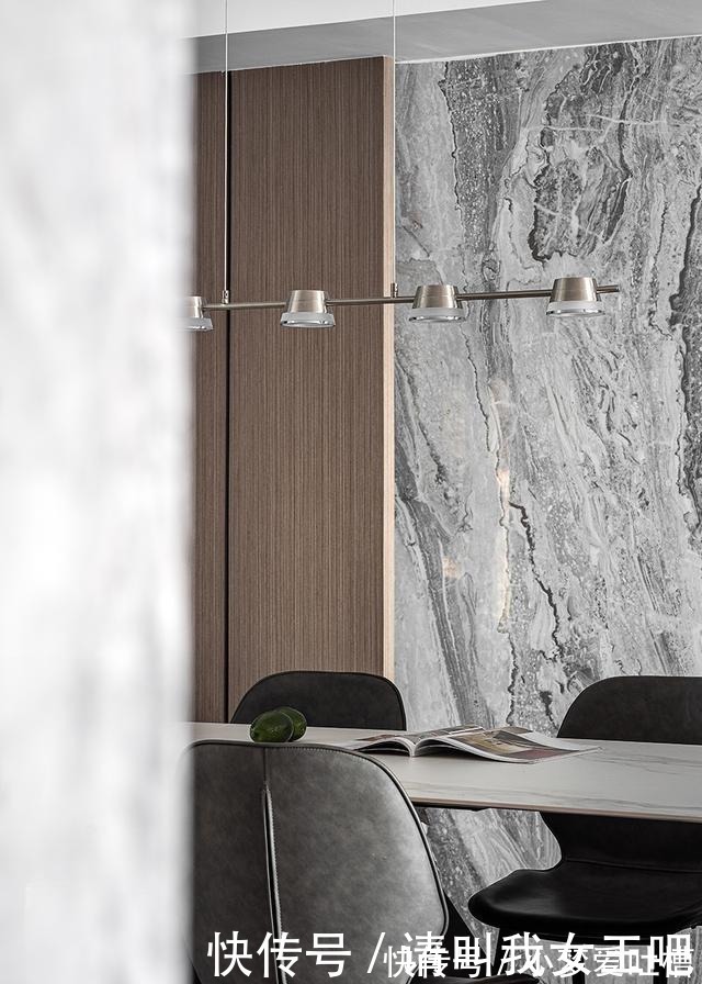 茶几处|180㎡大平层,现代简约+无主灯设计,客餐厅精致有格调!