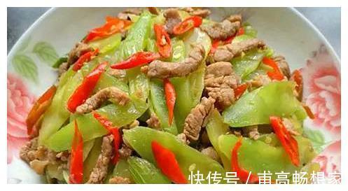 辣椒粉|美食推荐莴笋片炒肉，糖醋排骨，三汁焖锅鸡，回锅肉的做法