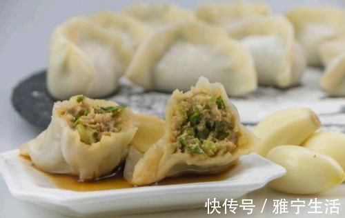 调肉馅,先加油是错的,牢记正确步骤,饺子鲜嫩不柴,咬一口流汁