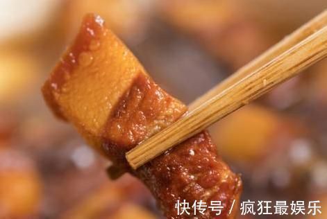 炖红烧肉时,3种香料不能放,很多人做错了,难怪肉质发柴不好吃
