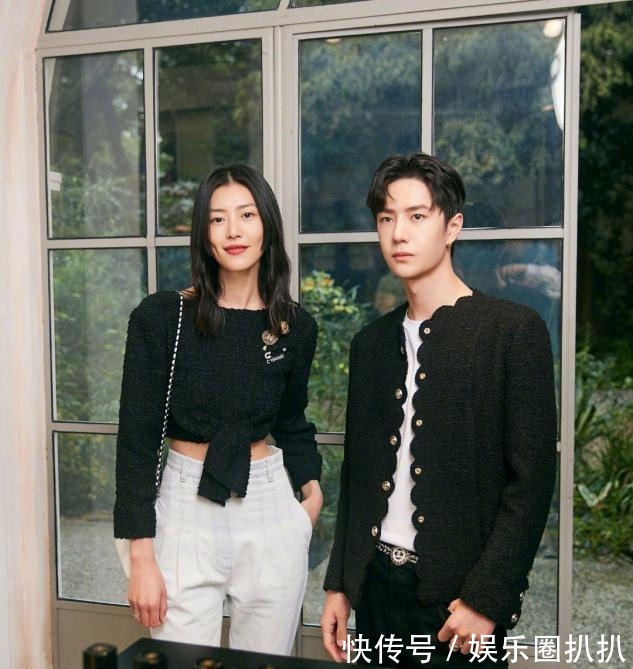 衬衣 刘雯日常穿搭也有高级范儿,花衬衣配夹克外套,酷帅又显气场!