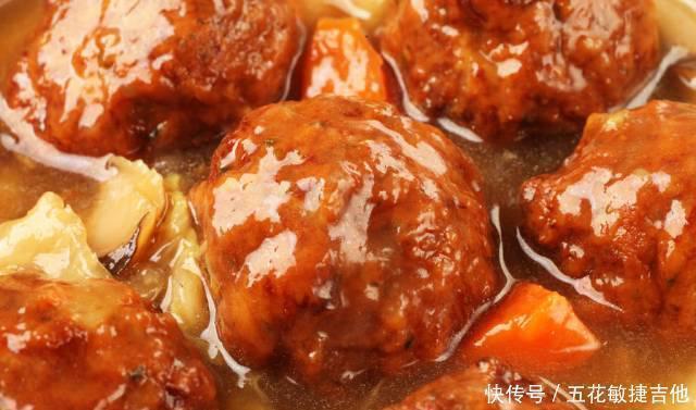 狮子头|大厨教你做红烧狮子头,肉质鲜嫩不腻,你学会了吗