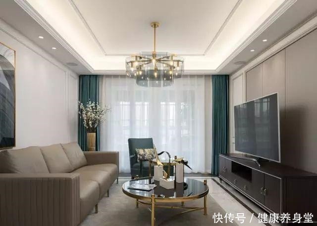 材质|石膏线早已过时，“窄框线”成为主流，更符合当代审美理念，换吧！