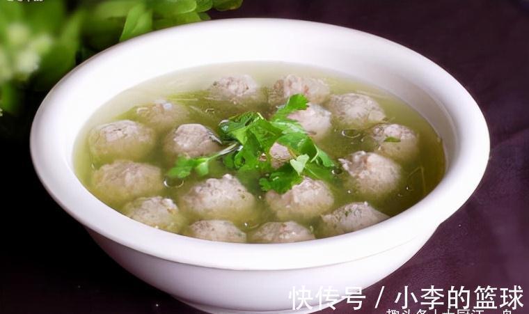 儿媳妇来家做客,公公做了5道硬菜,儿媳妇吃了两口,咋被气走了