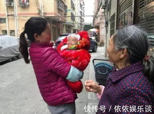 刘大姐|44岁妈妈遛娃碰到44岁奶奶，虽年龄相当，差距却一目了然