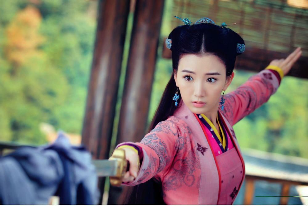 黄蓉|黄蓉一生三大错:错害一人,错养一人,错放一人