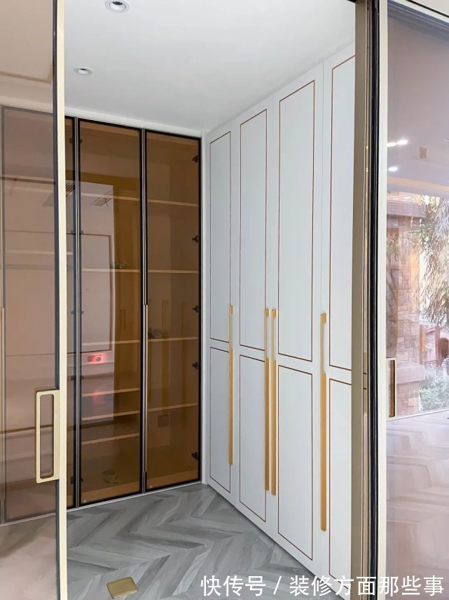 浅色系|148㎡复式轻奢设计,休闲区可以秒变家庭影院