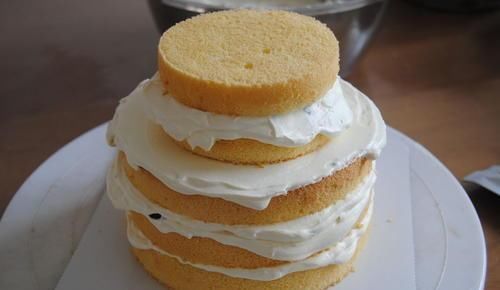 早餐吃得像“皇帝”？营养师提醒：吃3类食物，还不如放弃吃早餐