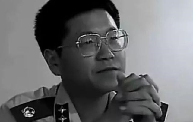 国宝|江汉大学毕业生,闭关2年潜心钻研,一夜之间盗走68件国宝