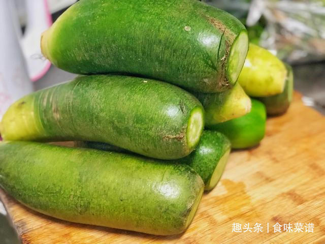 开胃|晒萝卜干的季节到了,香辣开胃小菜,教你在家做,干净卫生无添加