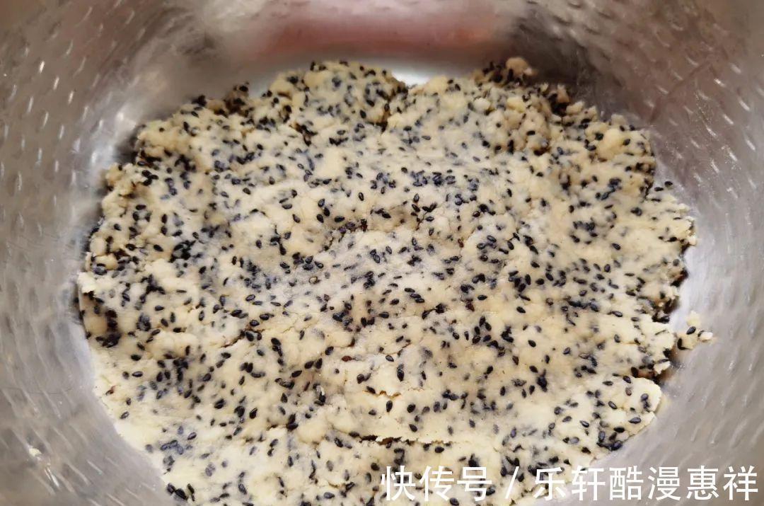 泡打粉|【辅食记】酥到掉渣的咸口儿点心,回味无穷,孩子怎么吃都不腻