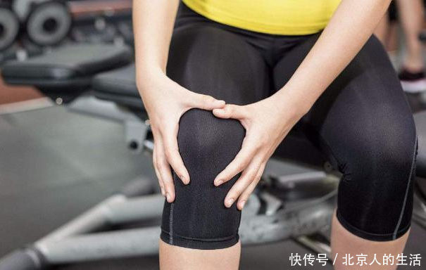 迹象|衰老走近女性时,“下半身”不会说谎,会有5个明显迹象