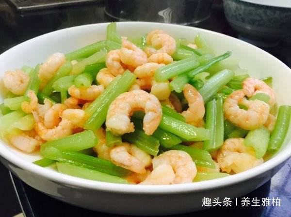 养颜|女性想要肌肤好，夏天常吃3菜，排毒养颜，补益气血，肌肤更细腻