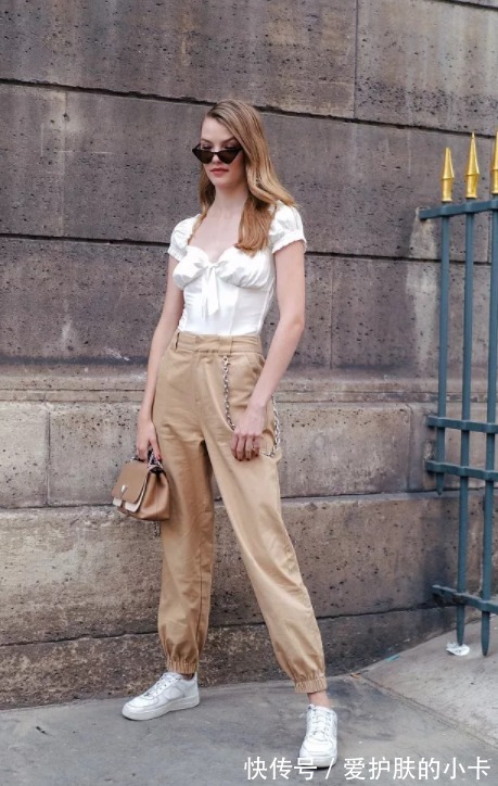 穿搭|别老惦记着阔腿裤了!今年秋天是束脚裤的天下,舒适又显腿长