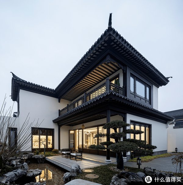 现代人|当现代风，遇见中式风，230㎡中式合院，白墙黛瓦下的诗意生活