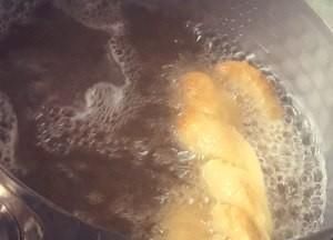 脆麻花与软麻花配料有啥不同?