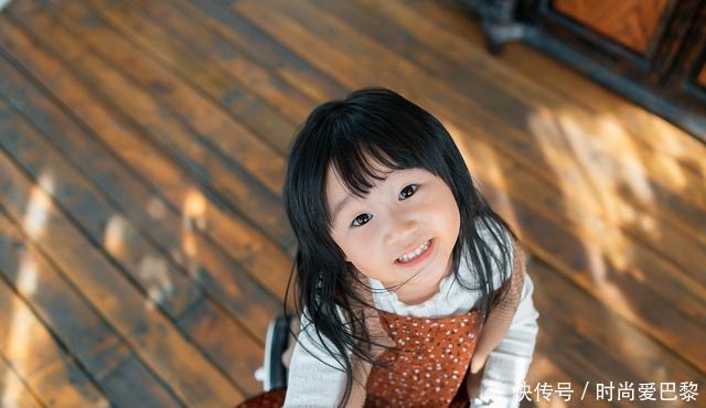 双眼皮|美女是从小养成的,娃脸上的六条线,看看你家孩子有没有