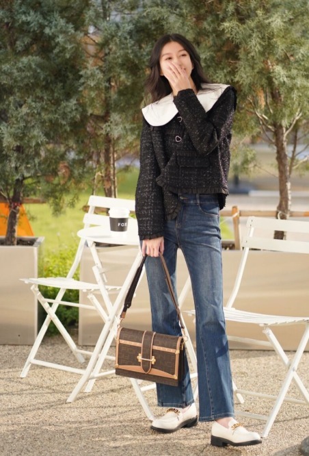 秋冬|不显老也不装嫩,入冬后流行的小香风快来试试,穿出优雅知性!