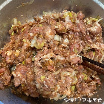  好吃|这是酸菜猪肉包子最正宗的做法，好吃到爆