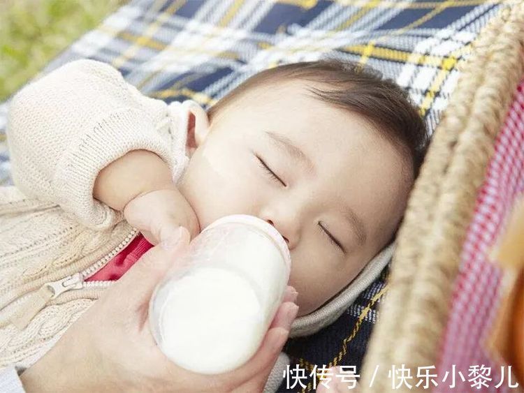 放水|有种无知叫“不按比例冲奶粉”,看似都一样,实际家长害娃不自知