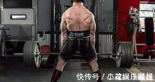训练日|硬拉练腿又练背，健身硬拉的安排，是安排在背部进行还是腿部进行
