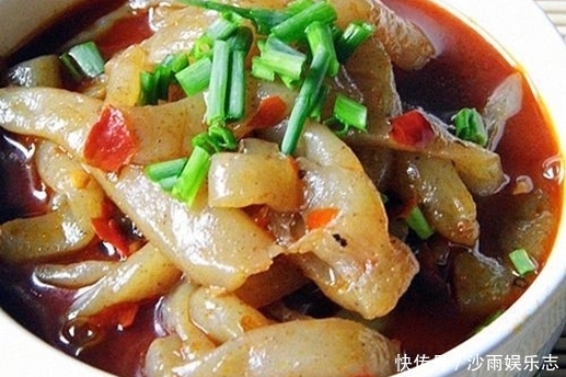 芋儿鸡|如此一桌下饭菜,绝对解馋,家人轻松吃掉一大锅米饭,做法超简单