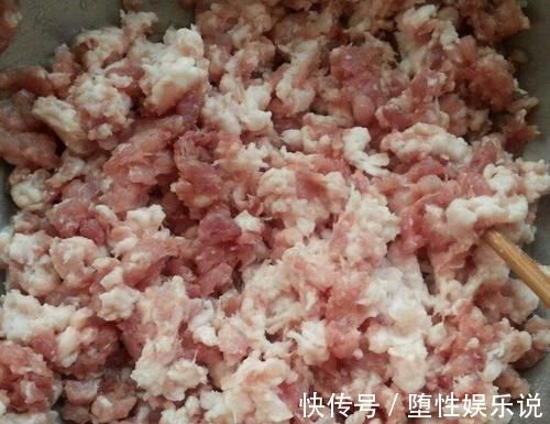 鸡肉|这个菜要多吃，钙是鸡肉的7倍，包成饺子，孩子一顿45个不够吃