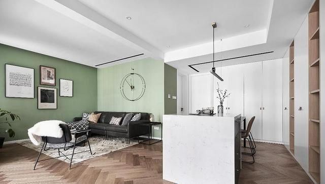 主卧室|夫妻两装修第二套房,尽量从简摒弃繁杂,全屋清爽大方看着就舒服