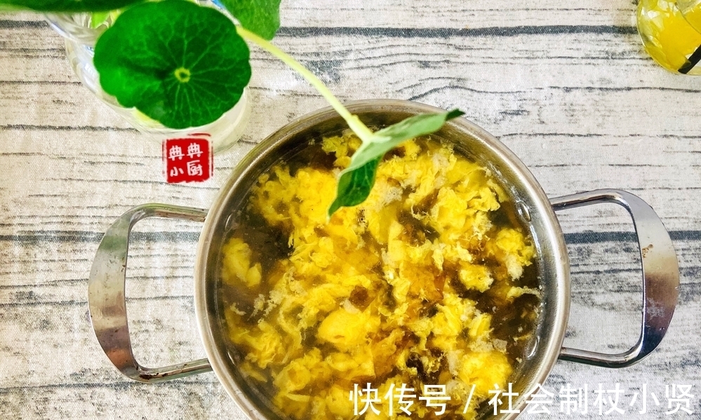 饮食|有菜有汤,一家三口在高温天里的饮食,简单到能吃饱就好