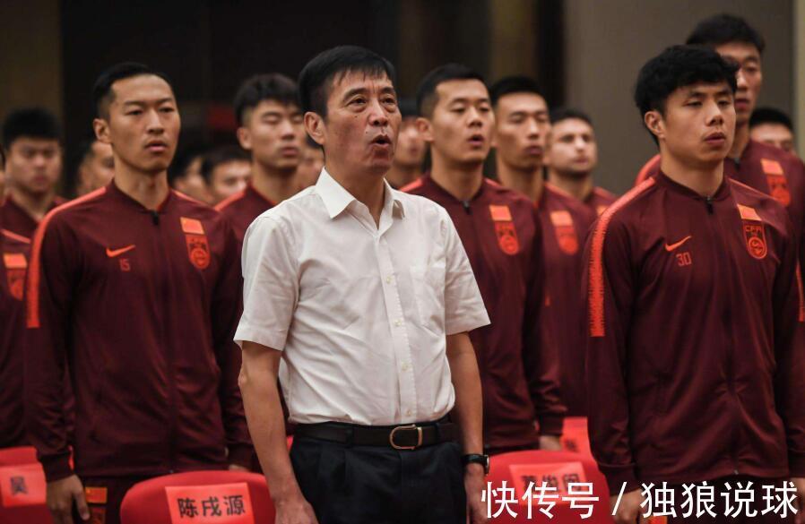 国足|足协做出关键决定!归化之路不能放弃,首位亚洲归化已完毕