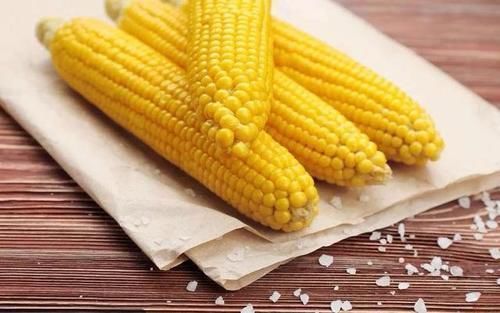 食物|玉米是胃病的“发物”?医生建议:夏养胃,这3类食物,少碰为妙