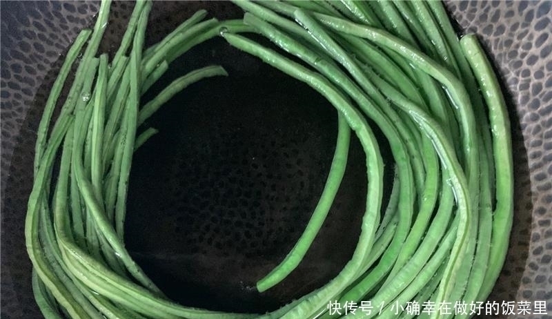 正当季|三伏天，这菜正当季，钙是南瓜4倍，用来包饺子比韭菜馅的还好吃