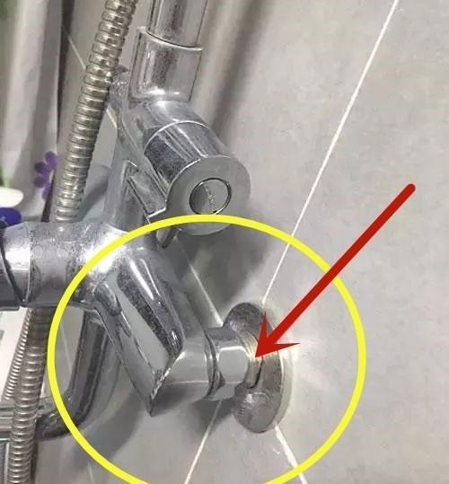 吊柜|入住2个月想跳楼!亲身经历了新房23个细节错误,房子装毁!烧钱